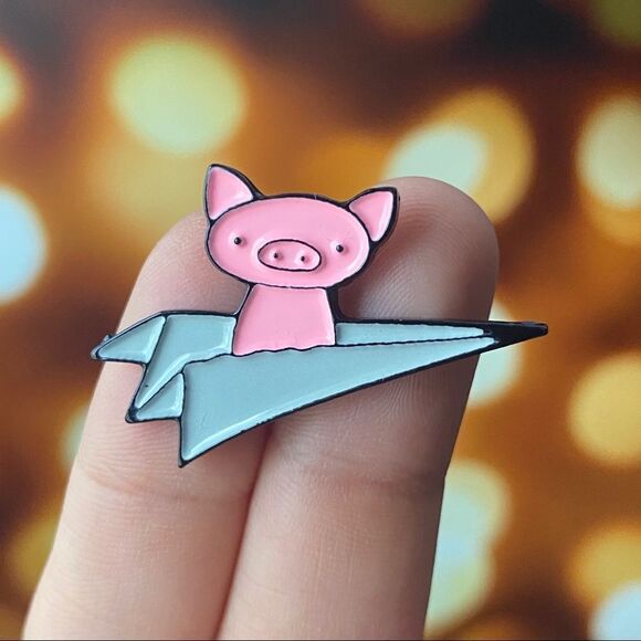 Paper Plane Piggy Grey Enamel Pin/ Brooch Lapel - Picture 1 of 5